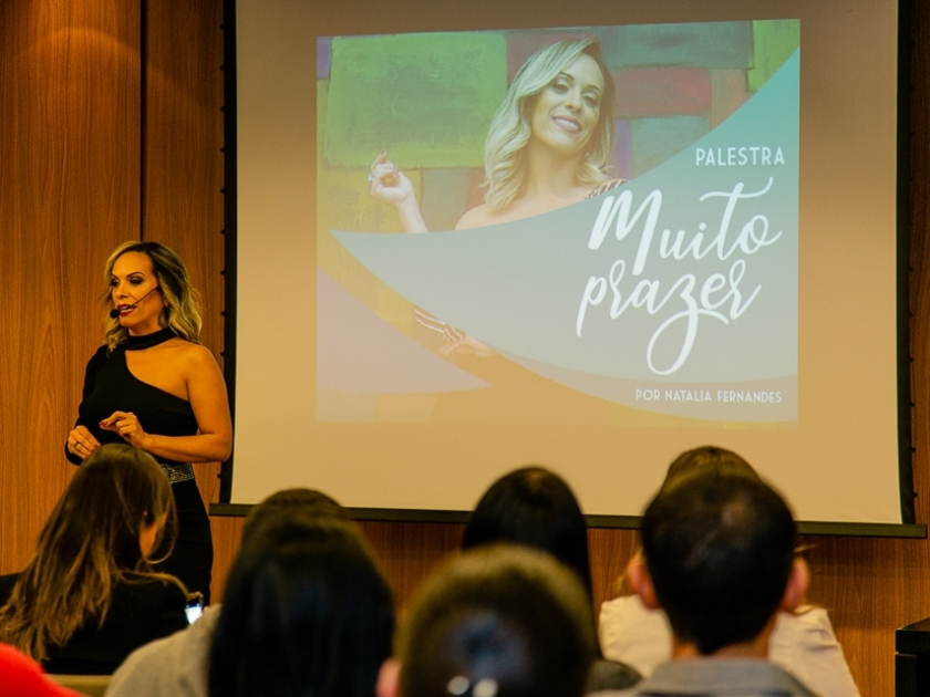 Sexóloga Natalia Fernandes promove segunda edição de palestra para casais em Ribeirão Preto